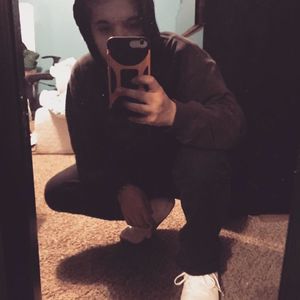 Meet your Posher, Esteban